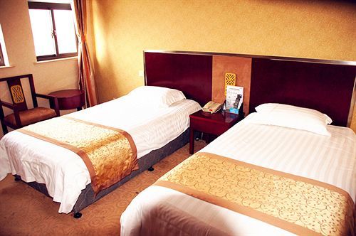 Regius Exhibition Hotel Шанхай Екстериор снимка