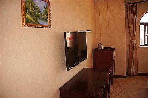 Regius Exhibition Hotel Шанхай Екстериор снимка