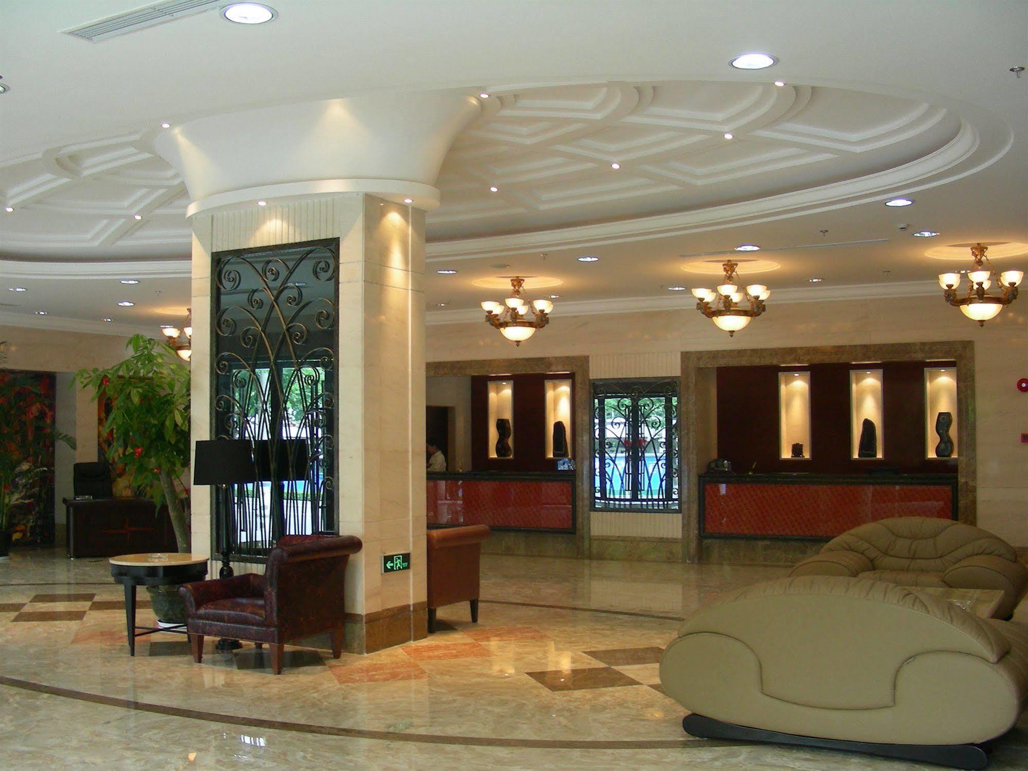 Regius Exhibition Hotel Шанхай Екстериор снимка