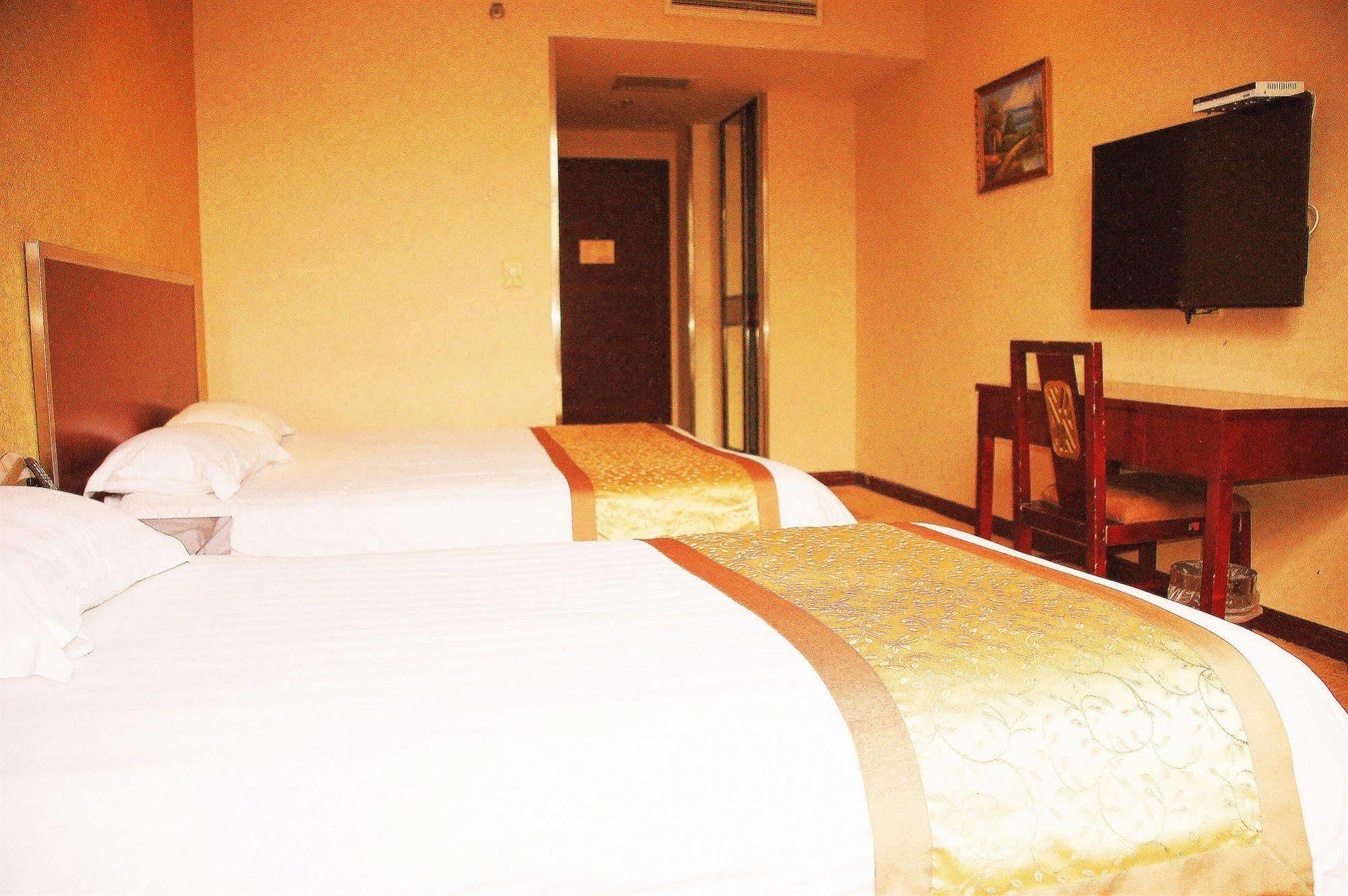Regius Exhibition Hotel Шанхай Екстериор снимка